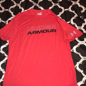 Under Armour tee